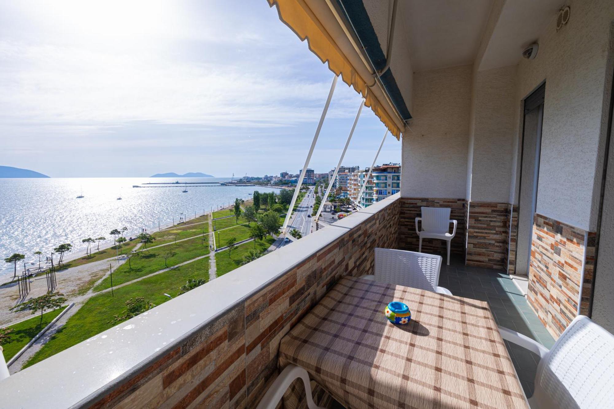 Lucas Apartments Rental Vlorë Exterior foto